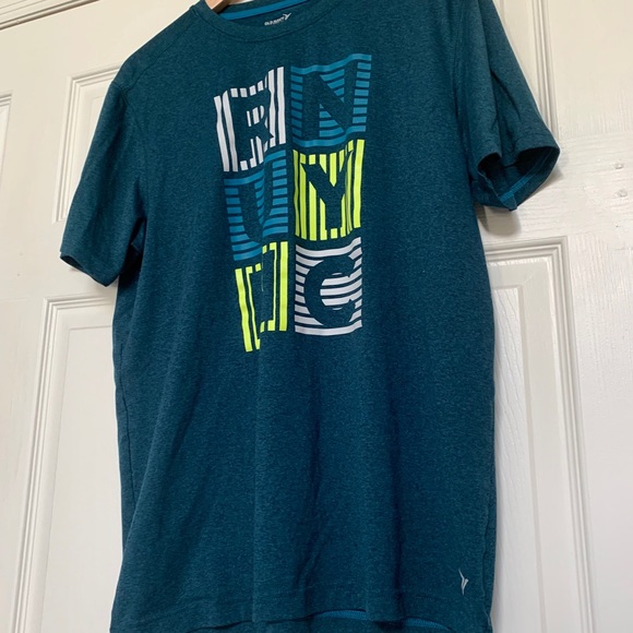 Run NYC New York City T-Shirt (Go-Dry) - Picture 1 of 7